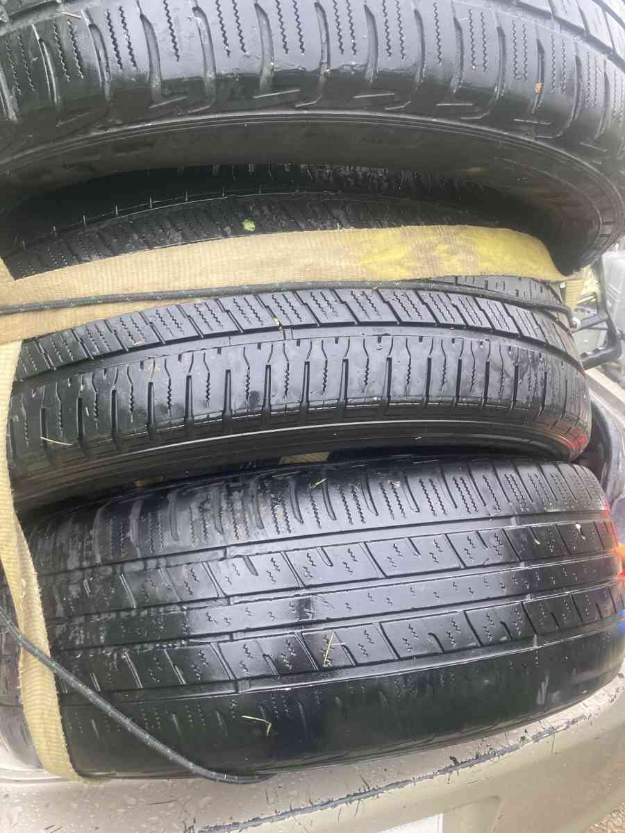 Truck Tires 20 inch 5 of them - Georgetown, Kentucky