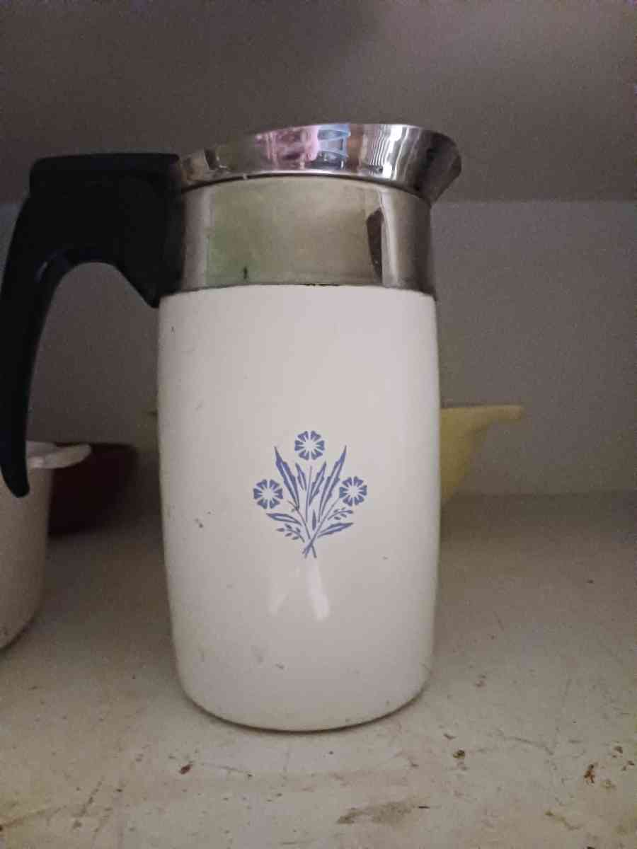 Pyrex bowls - South Solon, Ohio