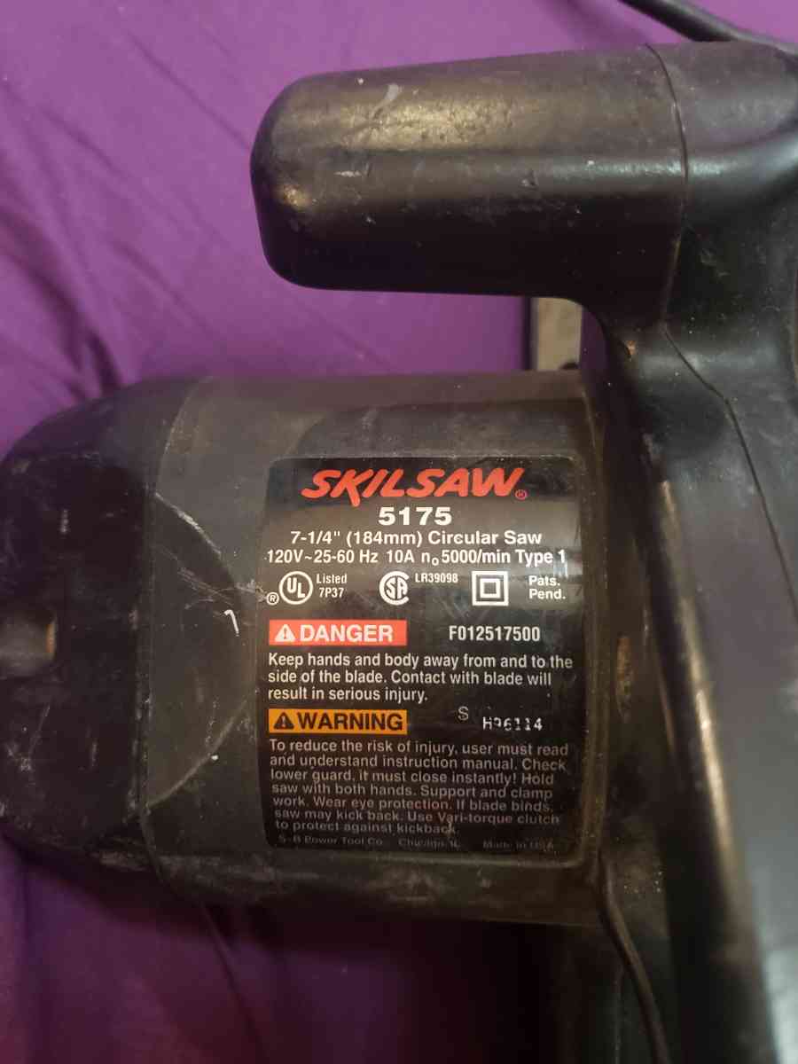 Skilsaw 24HP Circular Saw Model 5175 - Springdale, Arkansas - FleaMarketBay