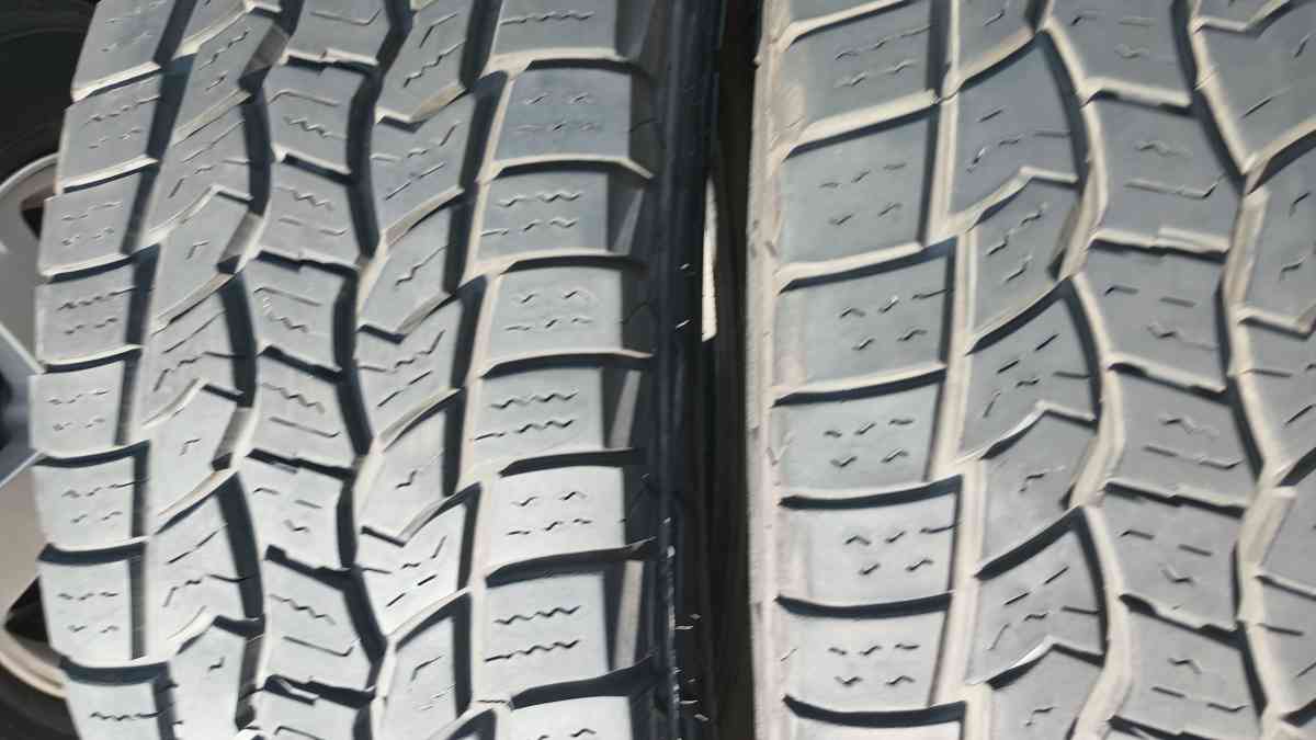 Cooper Advantage allterrain LT275 55 18 - Springtown, Texas - FleaMarketBay