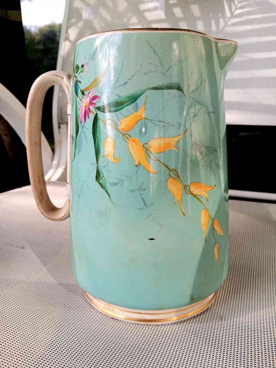 vintage 11 on painted 1930s pitchergorgeous - Altamonte Springs, Florida - FleaMarketBay
