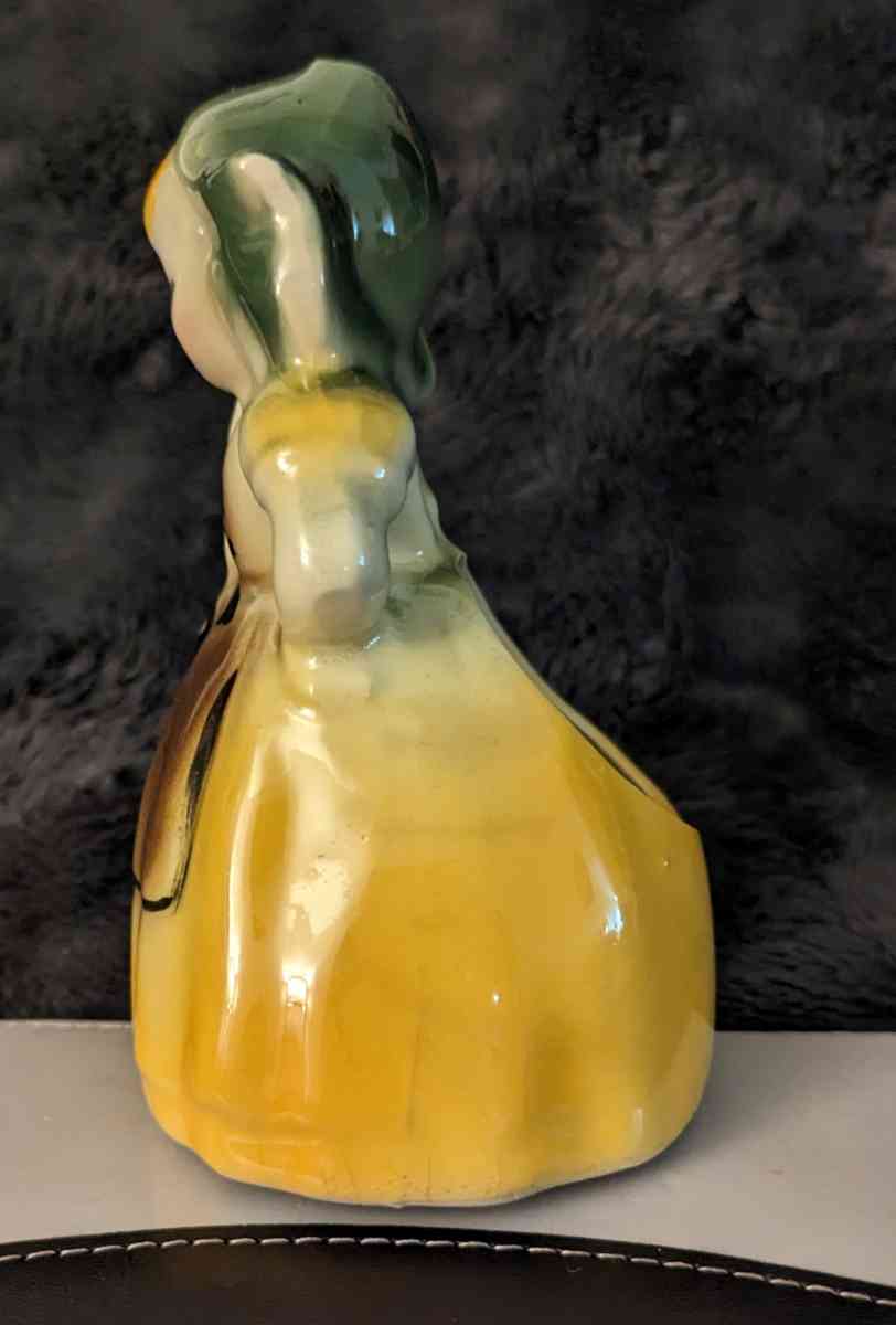Vintage Dutch Girl Planter - Muncie, Indiana