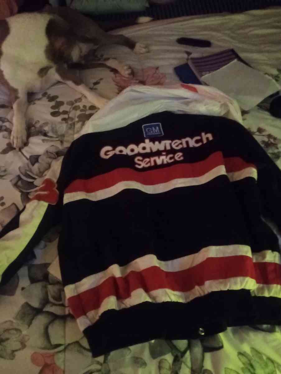 Dale Earnhardt jacket mens LG - Wiggins, Mississippi - FleaMarketBay