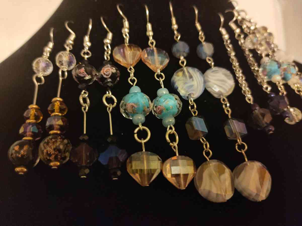 hand made glass bead earrings - Glenpool, Oklahoma - FleaMarketBay