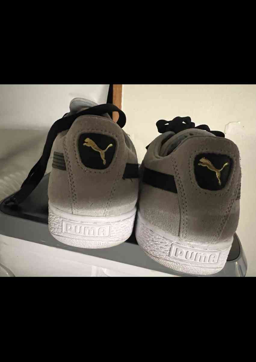 Puma suede sneakers - Dedham, Massachusetts - FleaMarketBay
