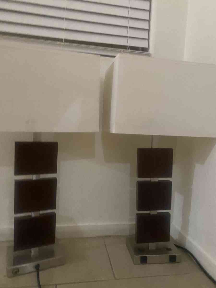 Modern 2 set to lamps - Las Vegas, Nevada