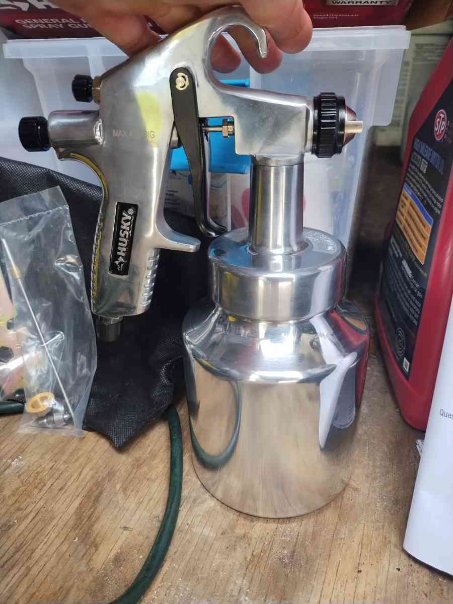 Husky Titanium Spray Gun - Bradenton, Florida - FleaMarketBay