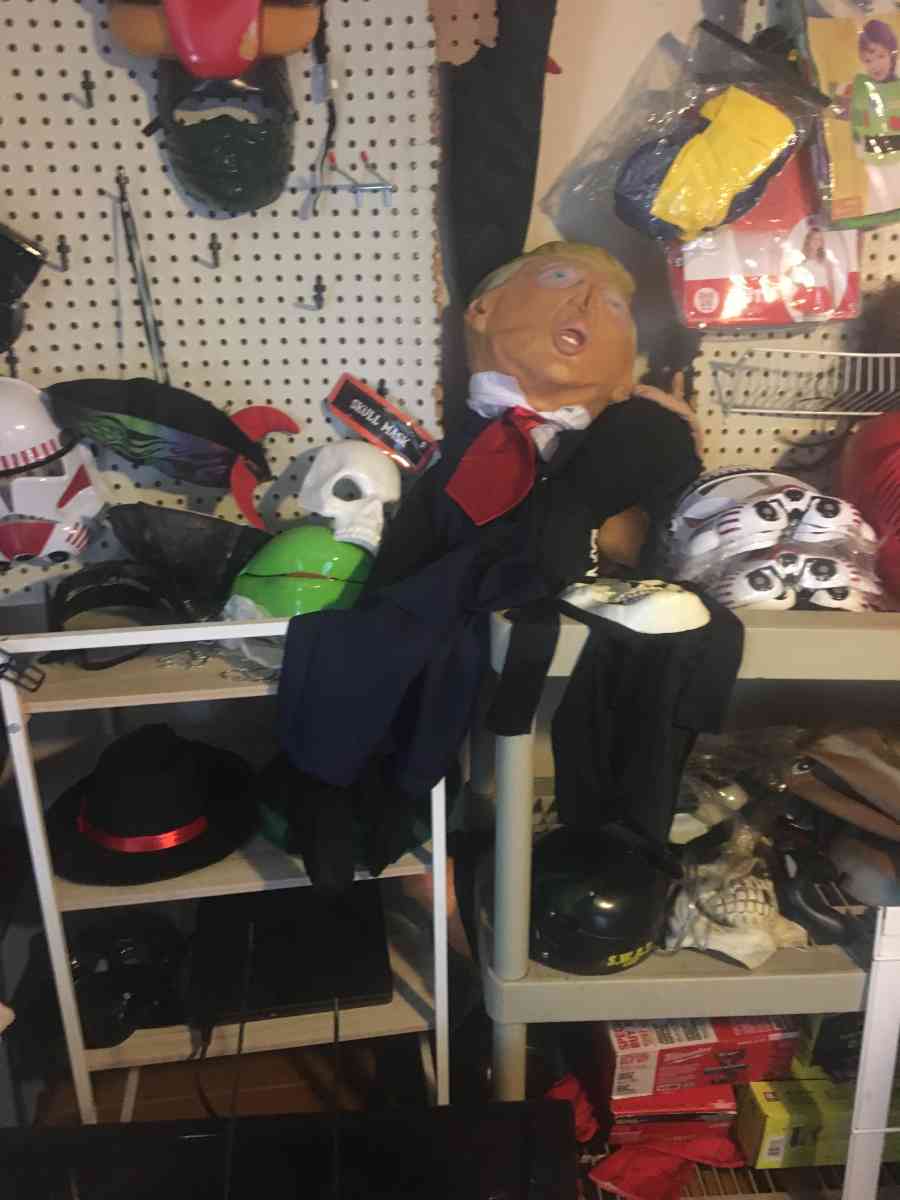 costume - Fayetteville, North Carolina