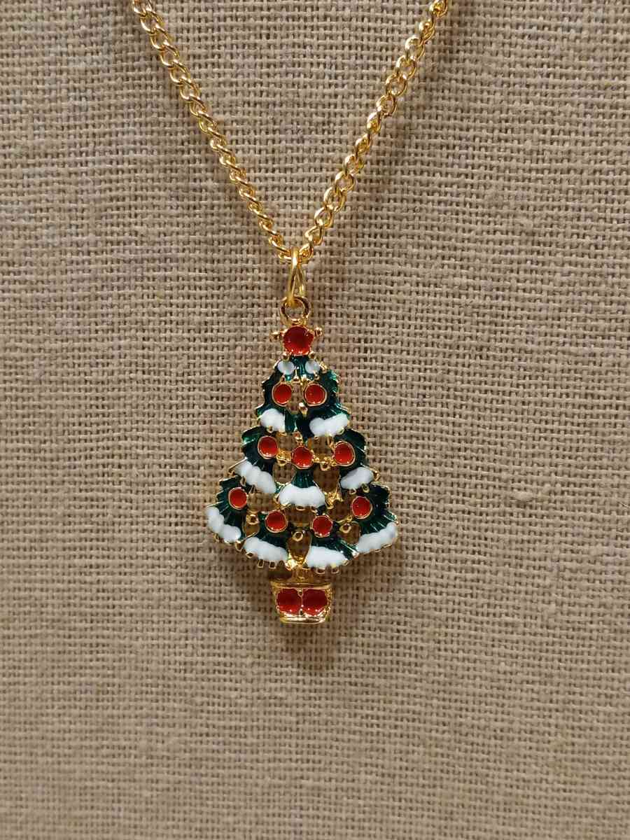 Womens Christmas Necklace - San Jose, California