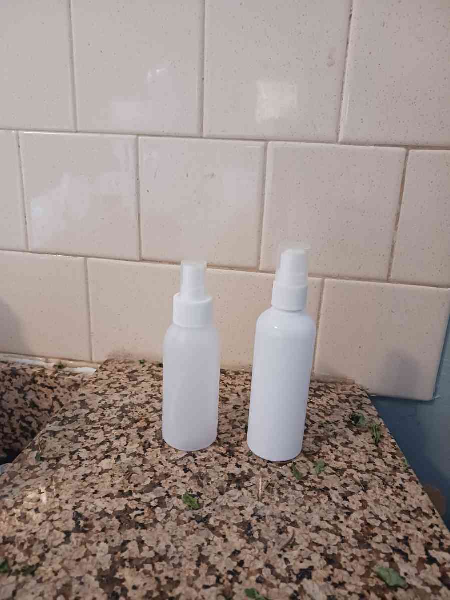 plastic bottles - Palm Bay, Florida - FleaMarketBay