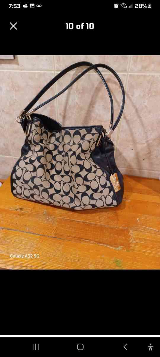 coach shoulder handbag - Brooklyn, New York