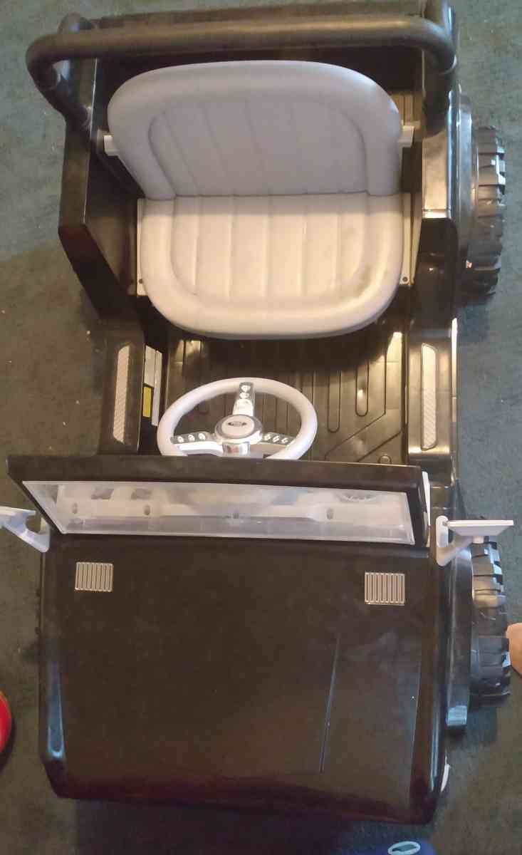 power wheels jeep - Charlotte Court House, Virginia