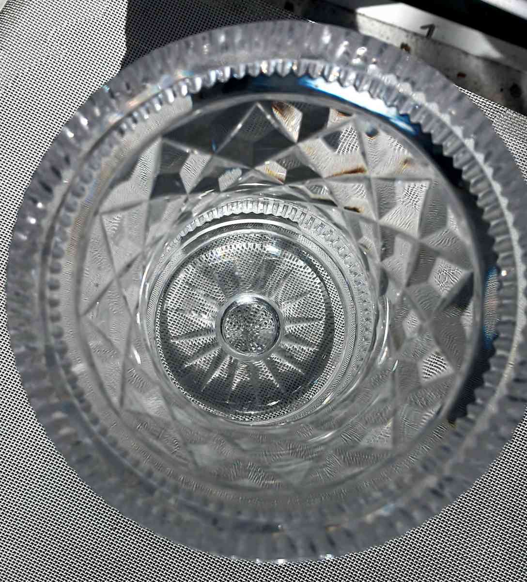 vintage thick crystal vase - Altamonte Springs, Florida - FleaMarketBay