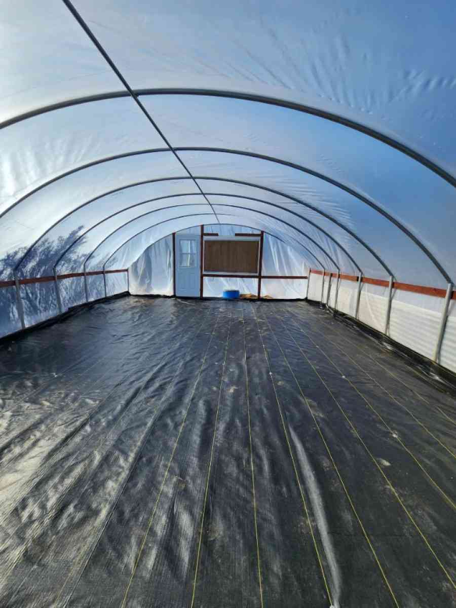 Green Houses Various Sizes - Perris, California