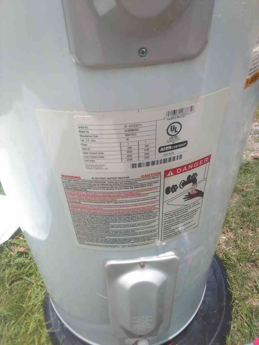 GE hot water heater - Livingston, Louisiana - FleaMarketBay