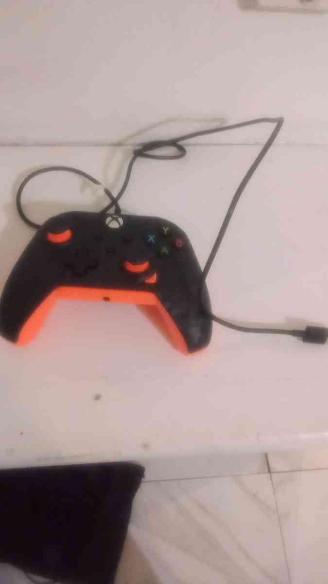 Xbox one S white - Atlanta, Georgia - FleaMarketBay