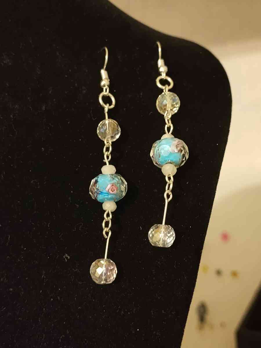 hand made glass earrings - Glenpool, Oklahoma - FleaMarketBay