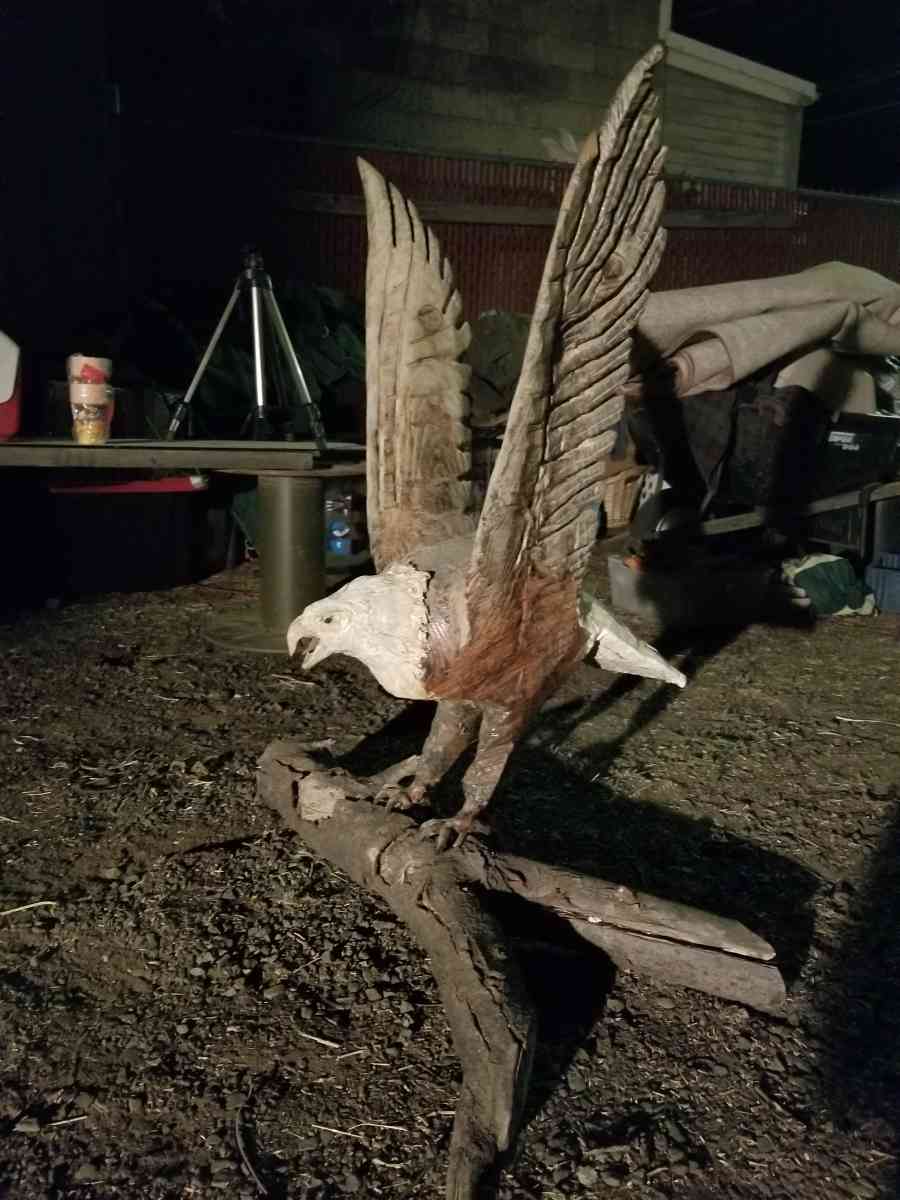 handmade wooden eagle - Juliaetta, Idaho - FleaMarketBay