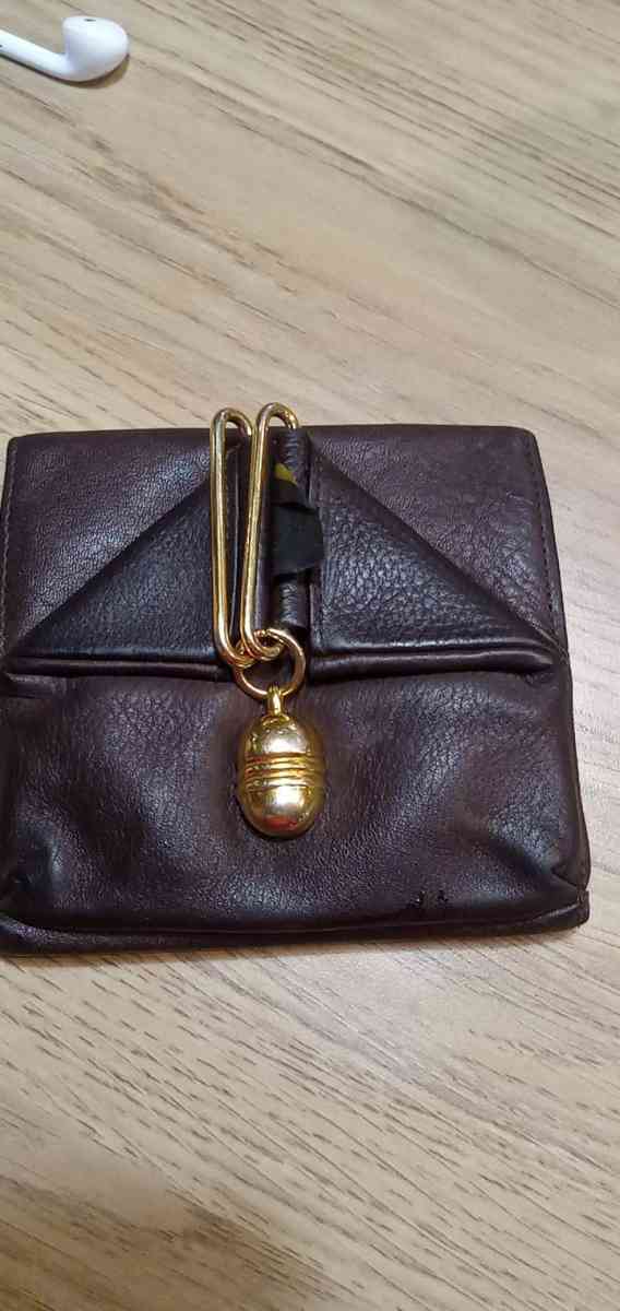 wallet - Crystal River, Florida