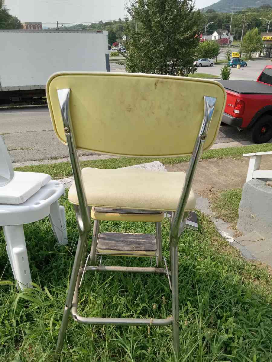 1950s Antique Kitchen Step Stool - Roanoke, Virginia - FleaMarketBay