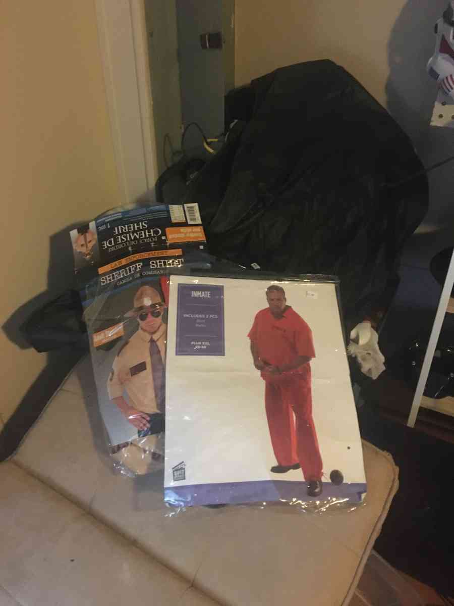 costume - Fayetteville, North Carolina - FleaMarketBay