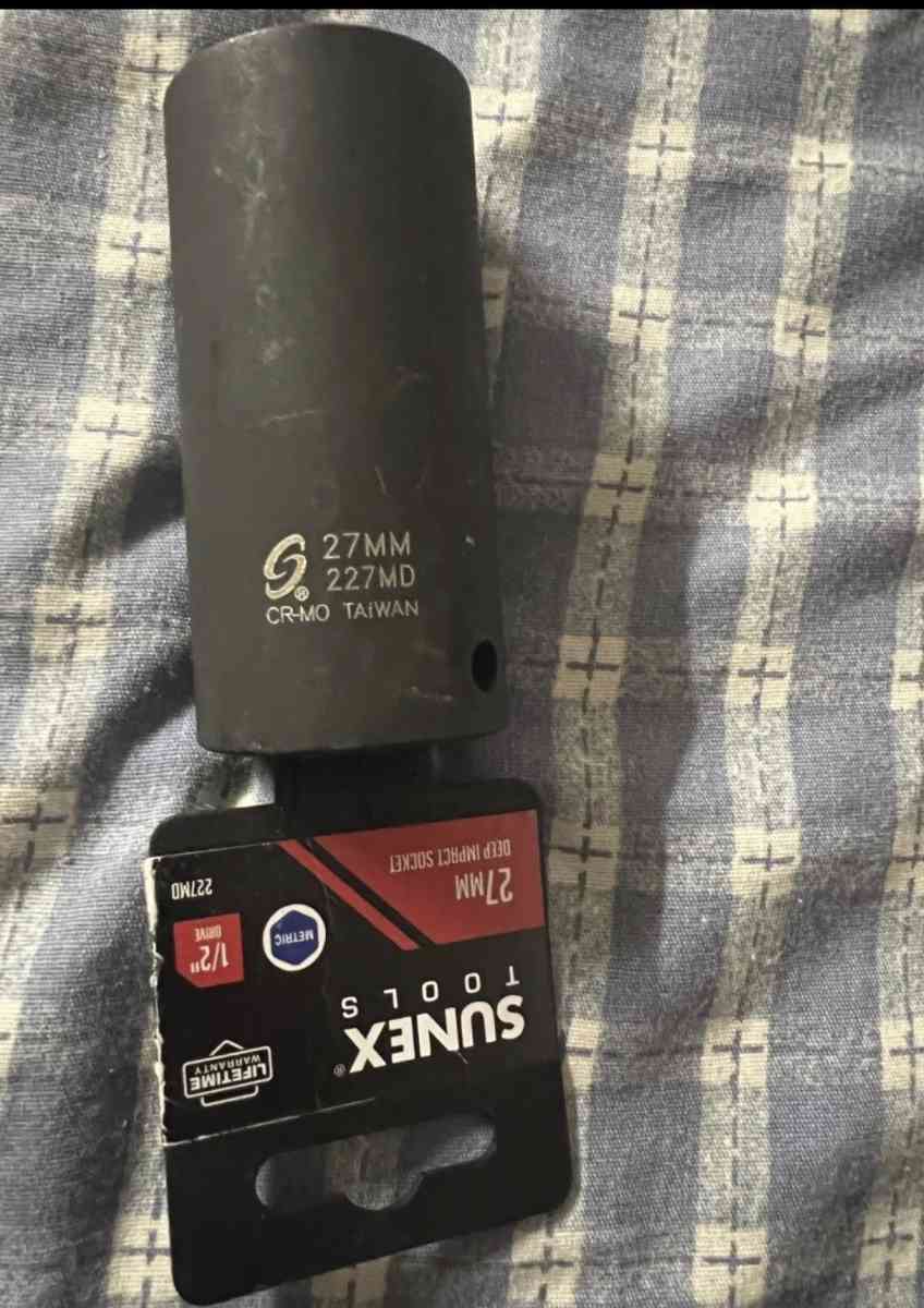 Sunex 227ZMD 27mm 12 Drive  Point Deep Impact Socket Metri - Alicia, Arkansas - FleaMarketBay