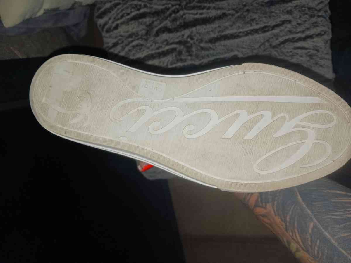 Gucci shoes - Azle, Texas - FleaMarketBay