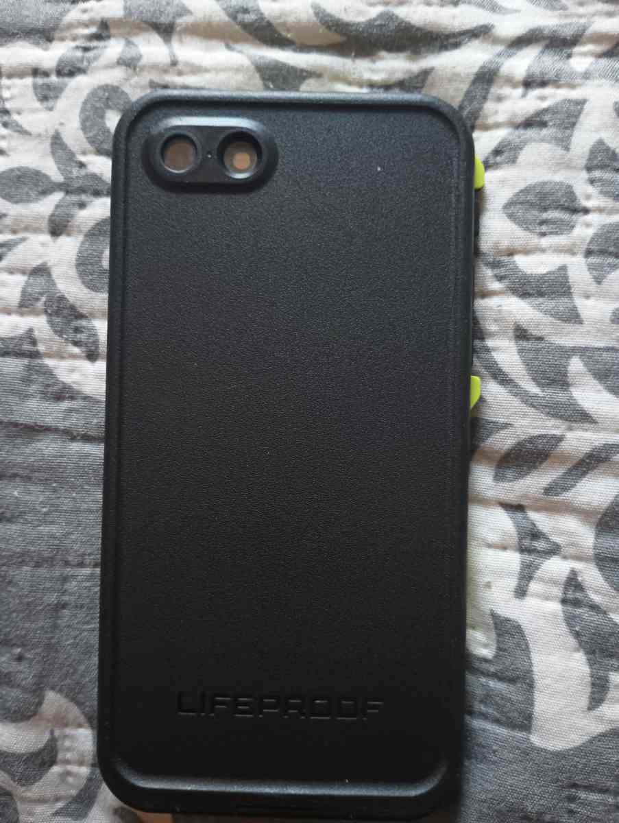 Apple iPhone 7 - Madera, California