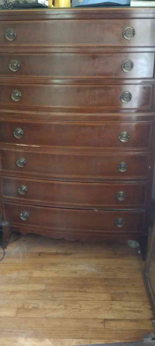 bedroom set R Way 11 piece - Cleveland, Ohio - FleaMarketBay