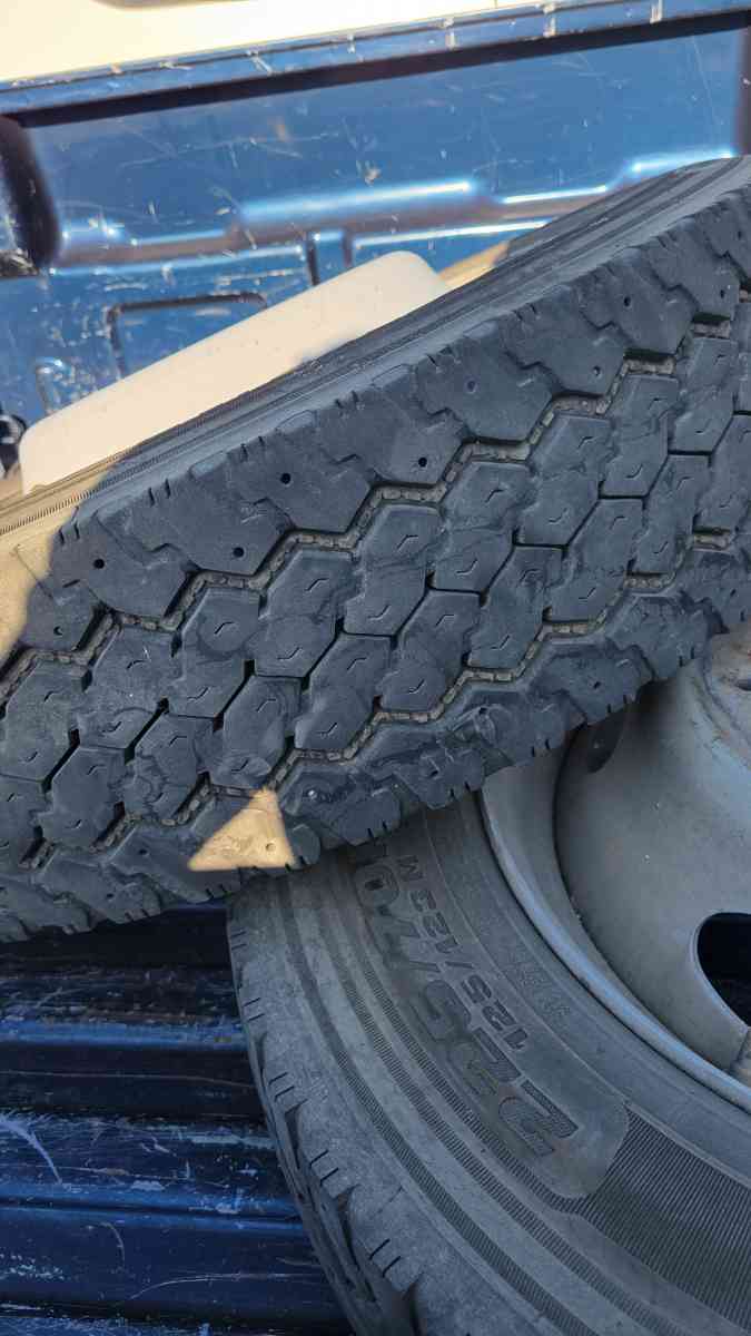 225 70R 19 5 F450 OEM wheels and good tires - Lewisville, Texas - FleaMarketBay