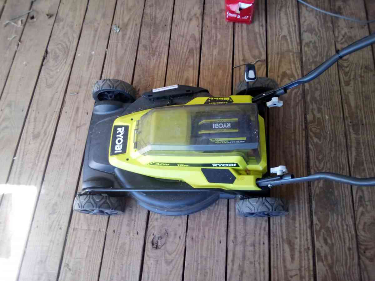 Ryobi push mower  40v - Henderson, Texas