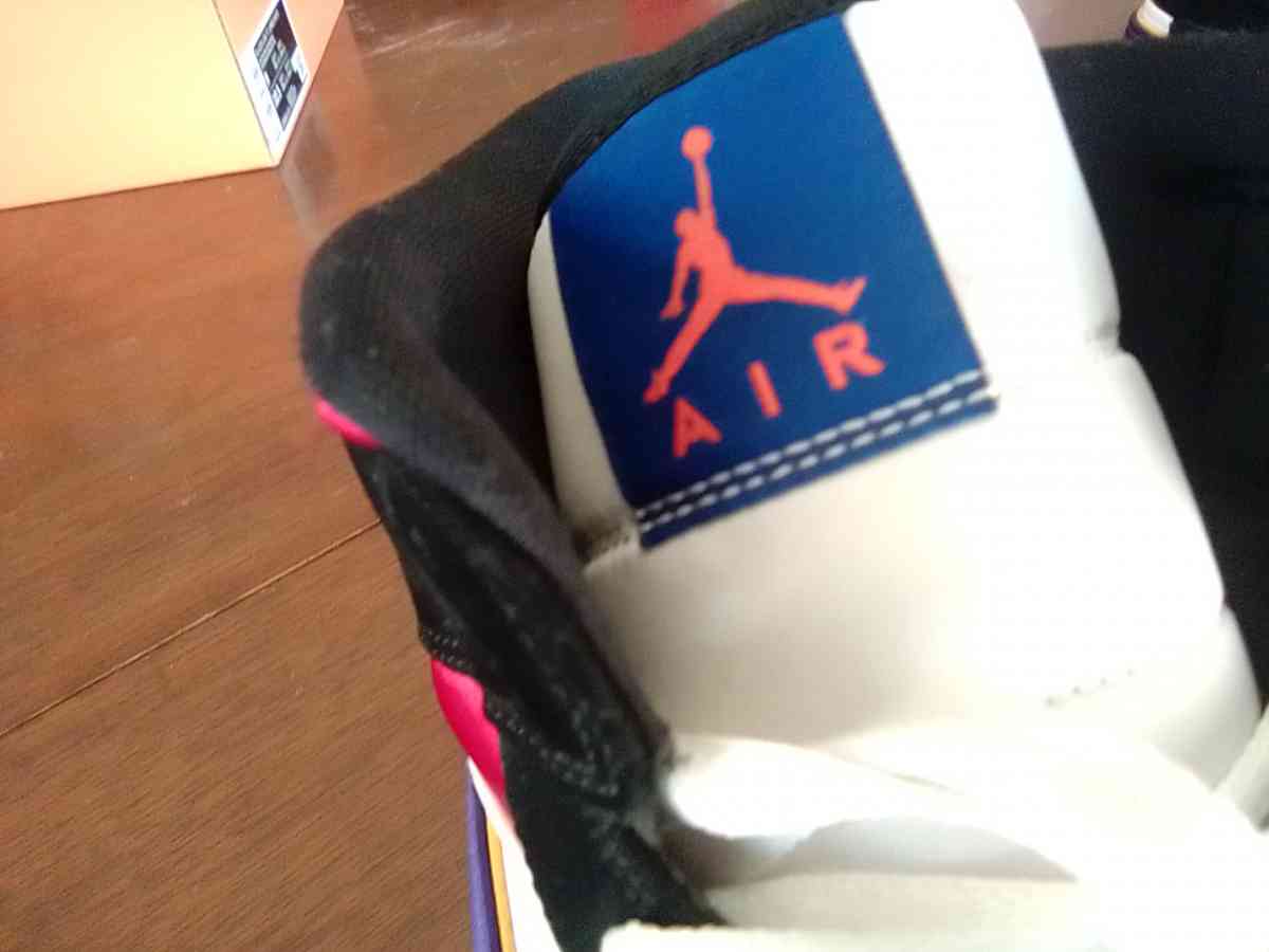 Cheap Nike shoe bundle - Riverside, California - FleaMarketBay