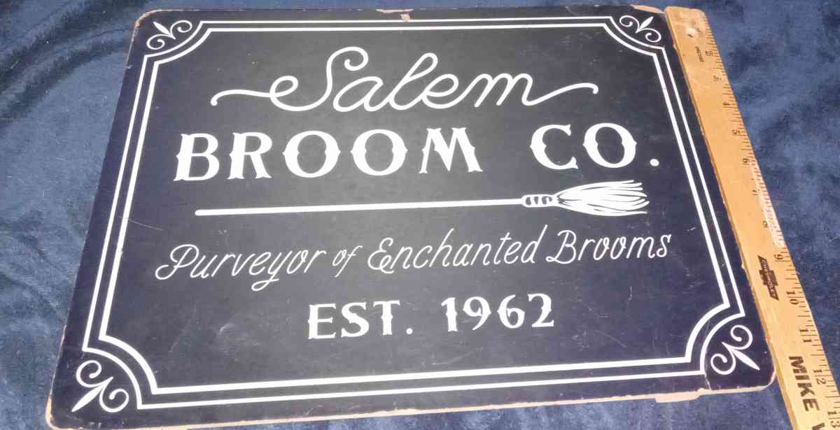 really cool sign - Long Beach, Mississippi - FleaMarketBay