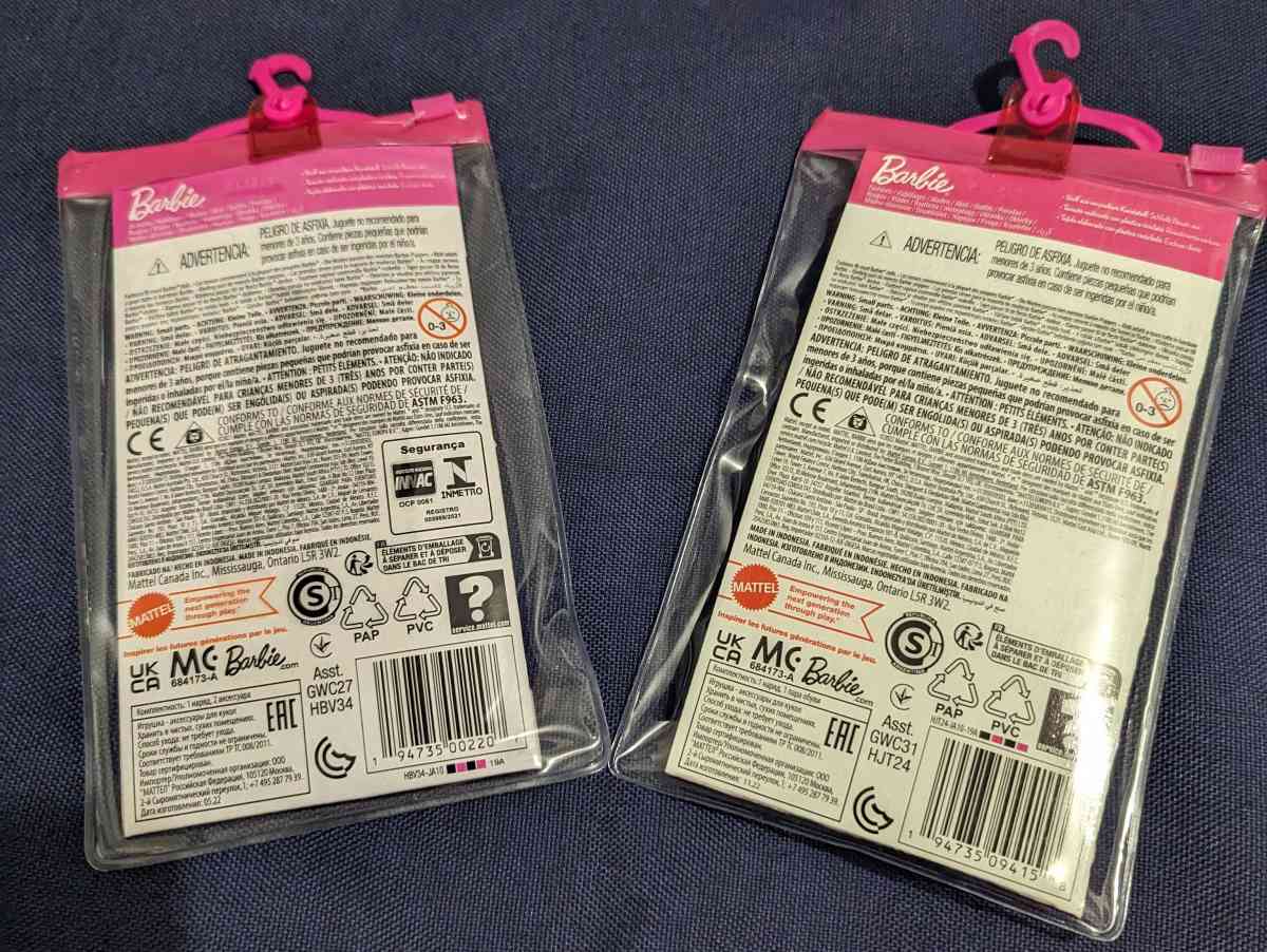 Barbie Outfits - Muncie, Indiana - FleaMarketBay