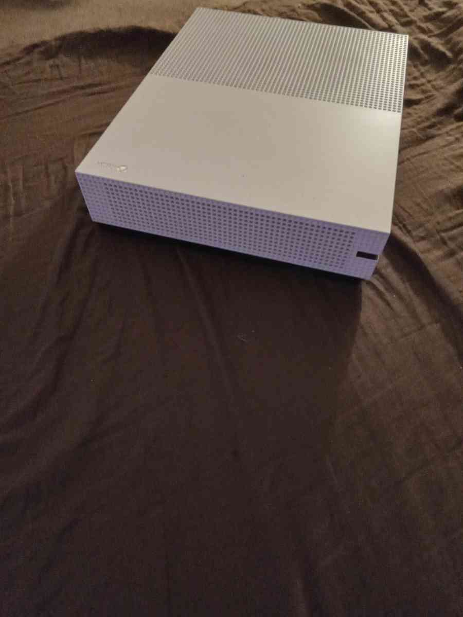 XBOX ONE S - Elgin, Illinois - FleaMarketBay