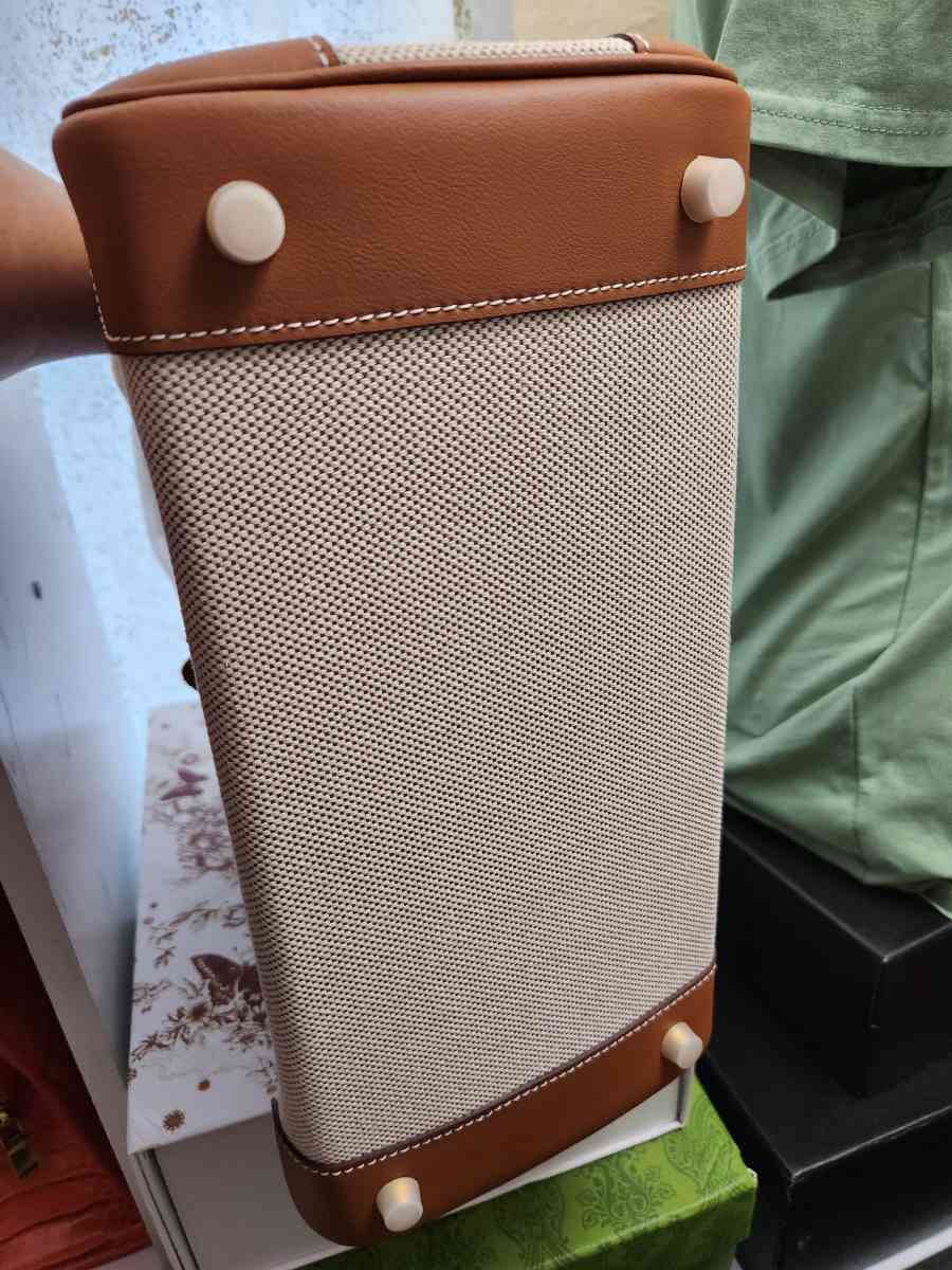 Hermes bag - Mission Viejo, California - FleaMarketBay