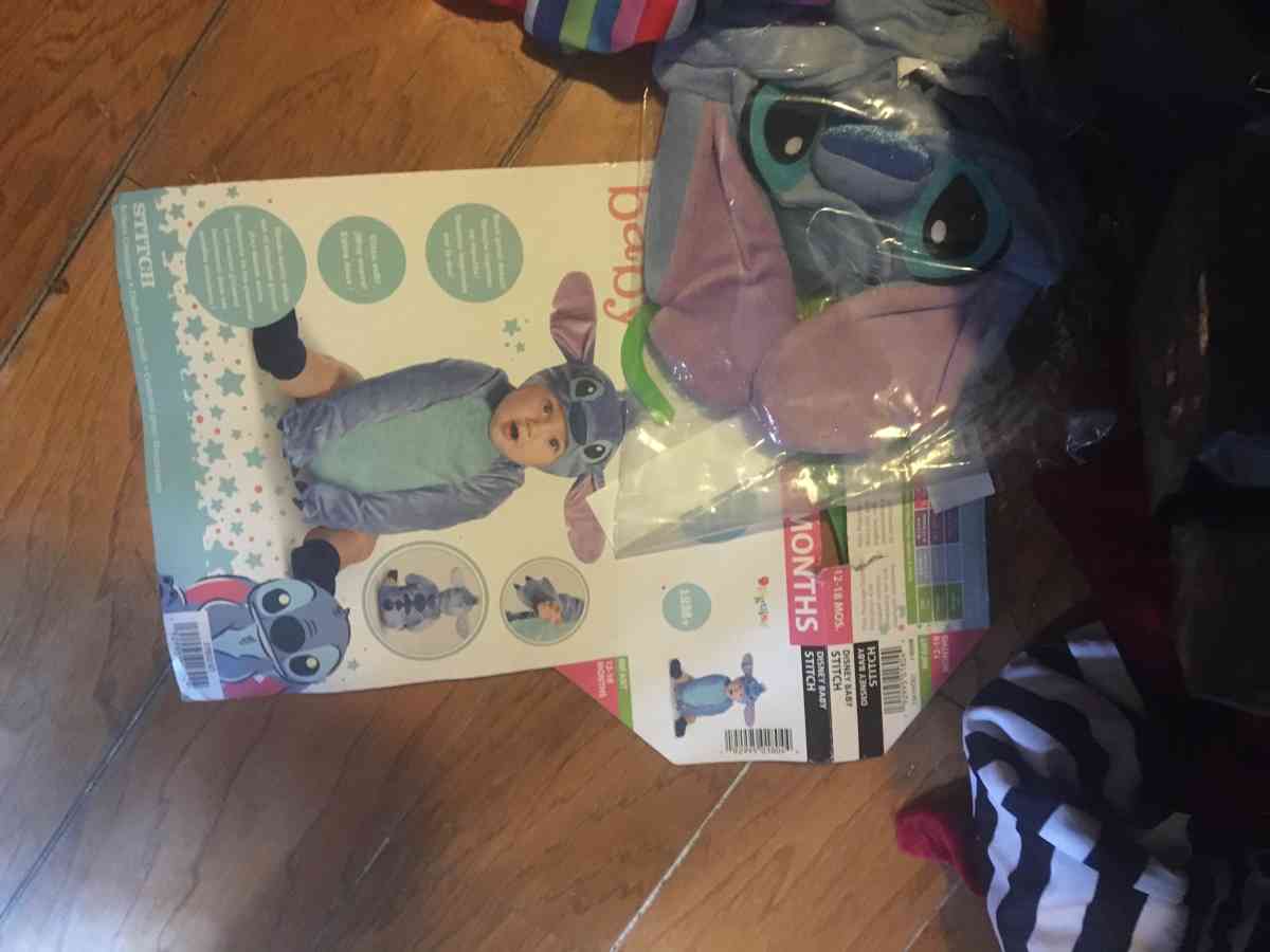 costume - Fayetteville, North Carolina - FleaMarketBay