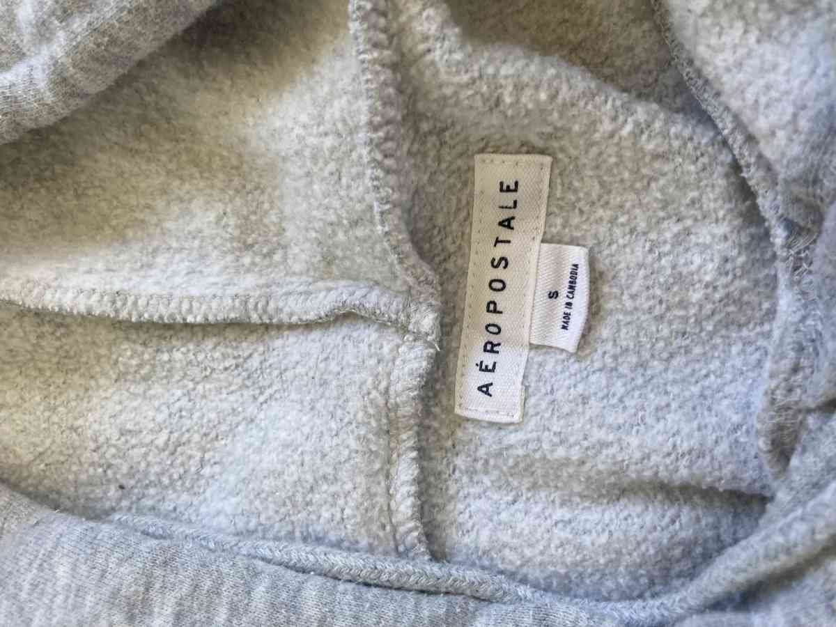 Aeropostale sweatshirts - Salinas, California - FleaMarketBay