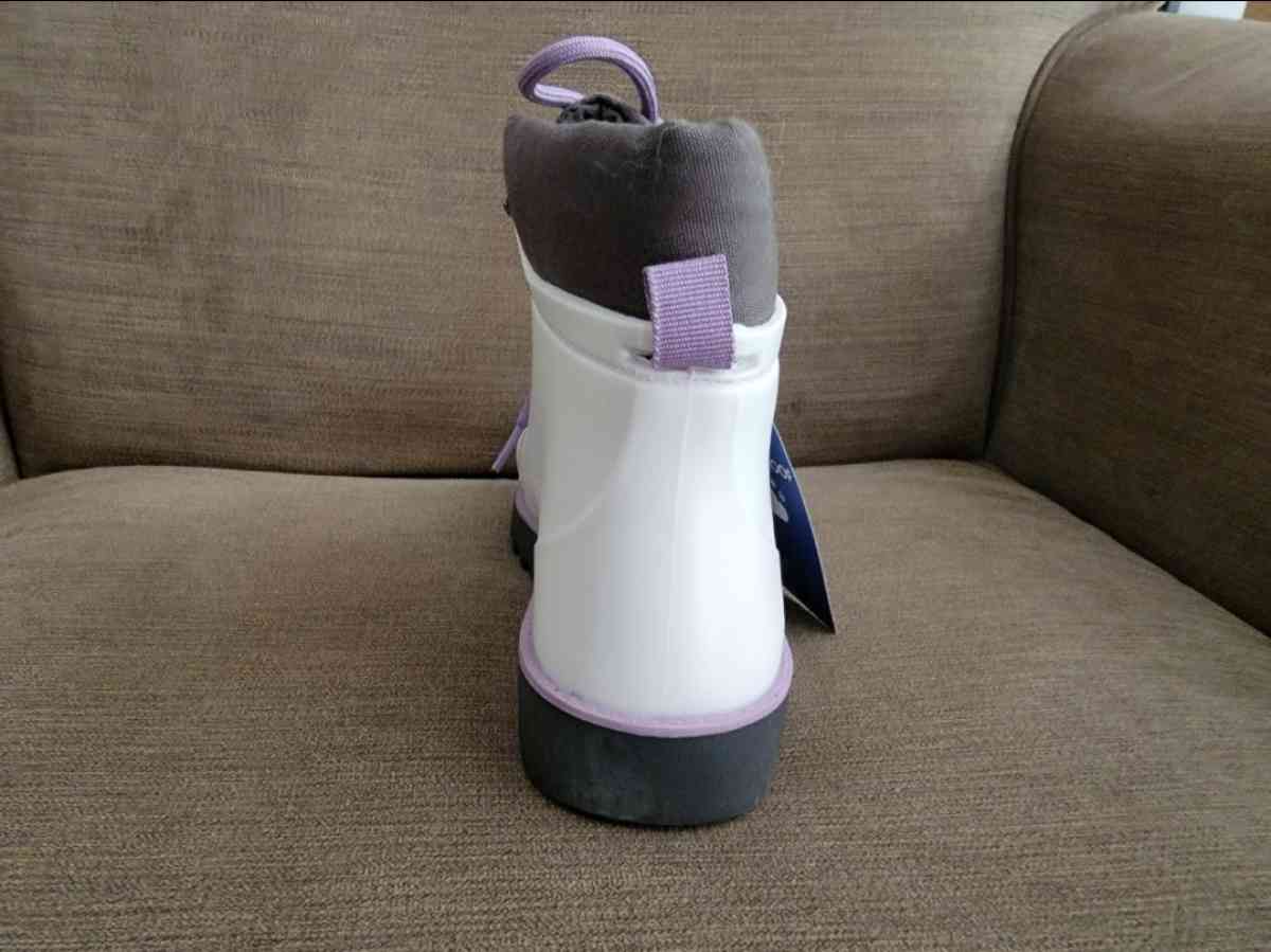 Jambu Rainey Hiker Boots - Chattanooga, Tennessee - FleaMarketBay