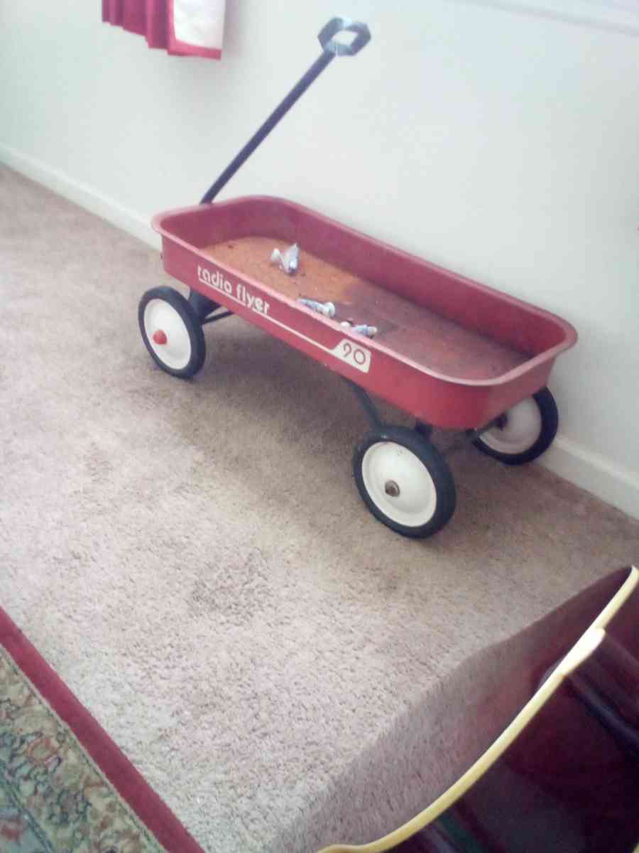 radio flyer 90 wagon - Fort Oglethorpe, Georgia - FleaMarketBay