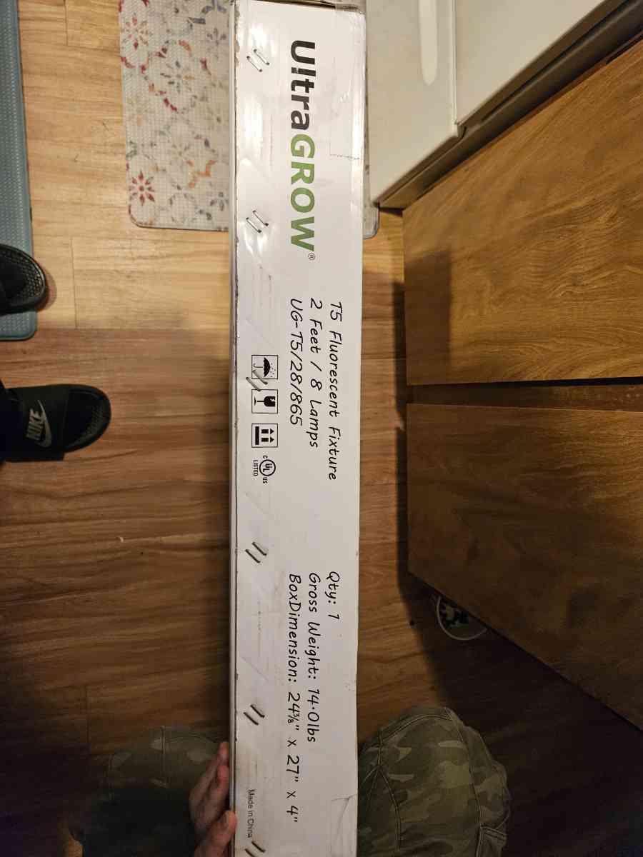 Grow lights - Eugene, Oregon - FleaMarketBay