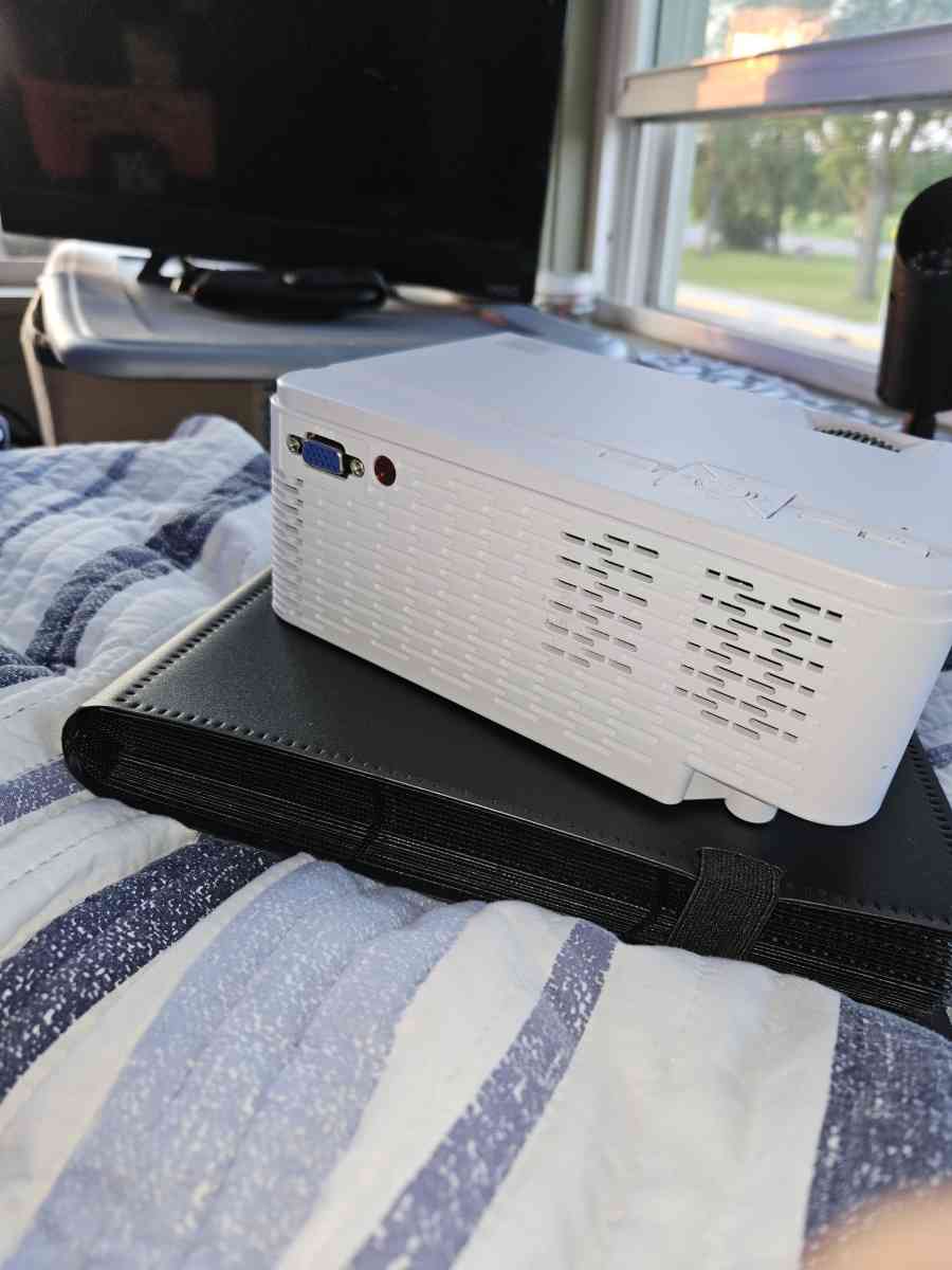 A home theater 2023 - Portage, Wisconsin - FleaMarketBay