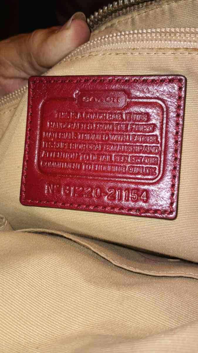 Coach purse with matching wallet - Springtown, Texas - FleaMarketBay
