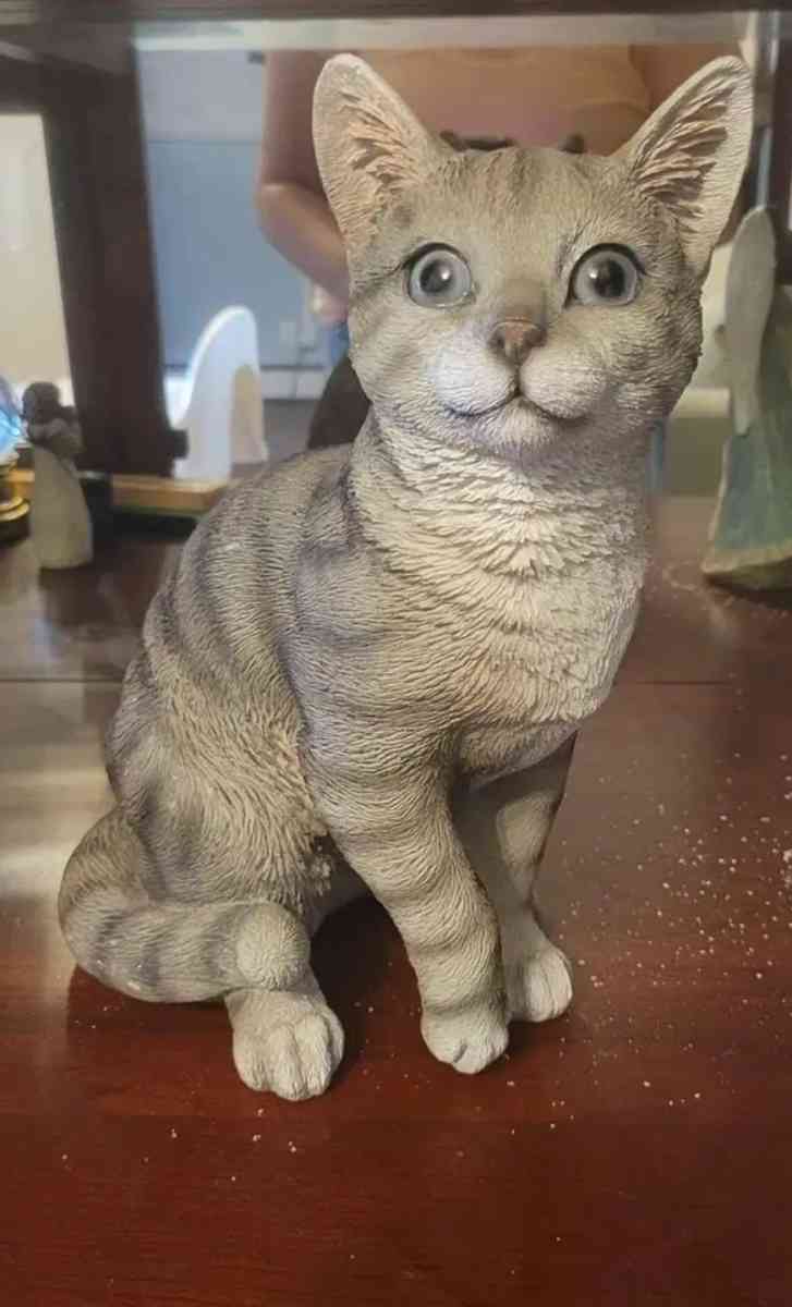 Cat Statue