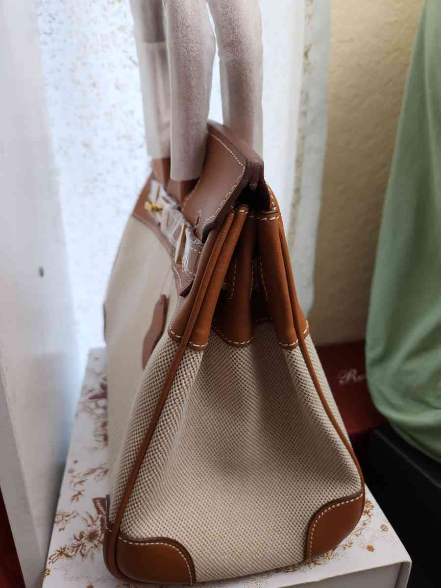 Hermes bag - Mission Viejo, California - FleaMarketBay