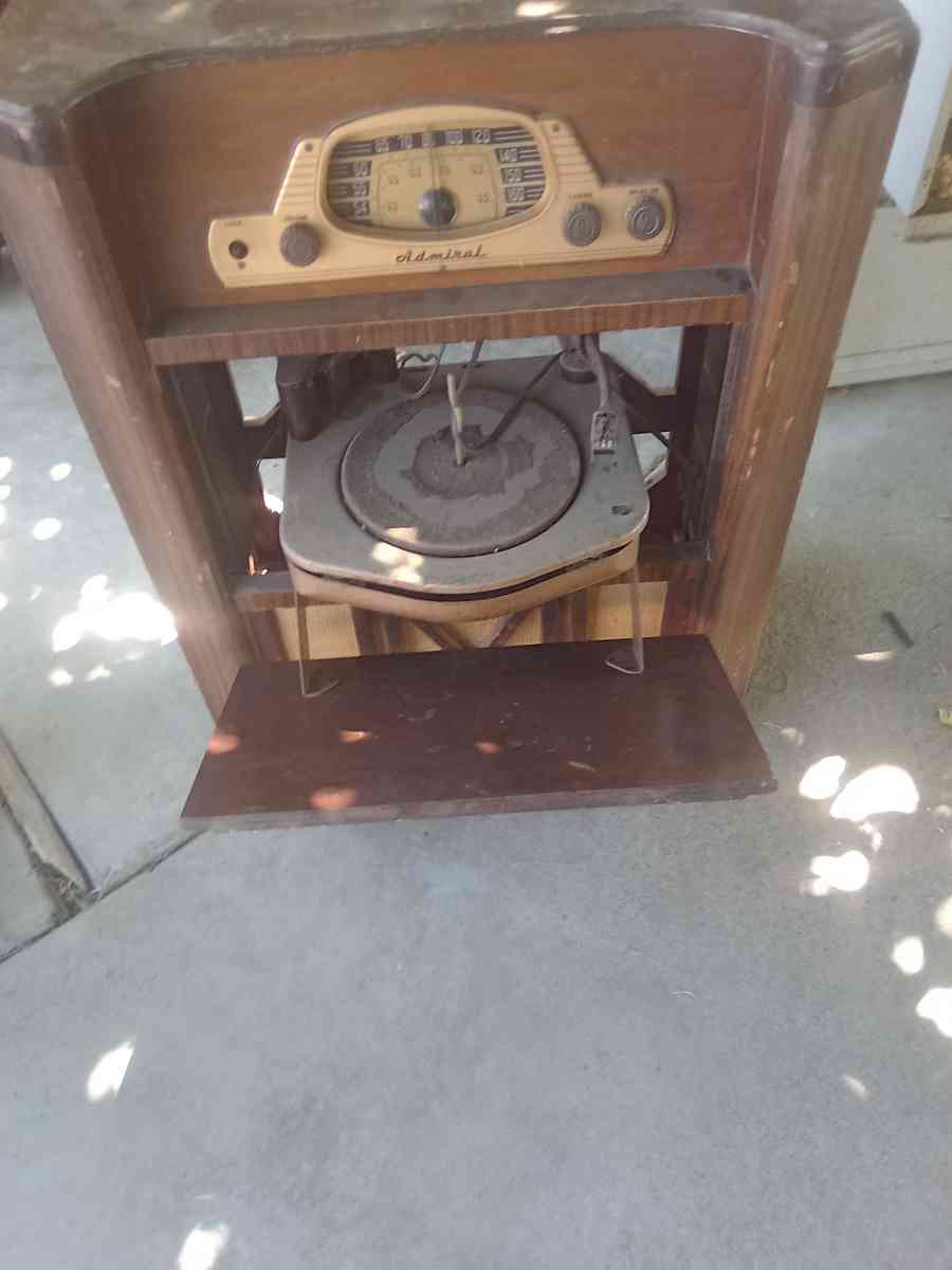 3 old 1940s vintage tube  sterios - Sacramento, California - FleaMarketBay