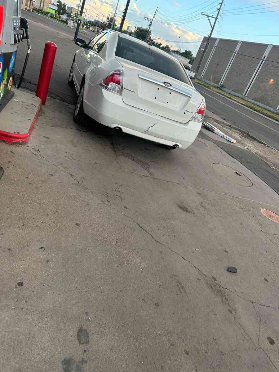 Ford fusion 2004 - Denver, Colorado - FleaMarketBay