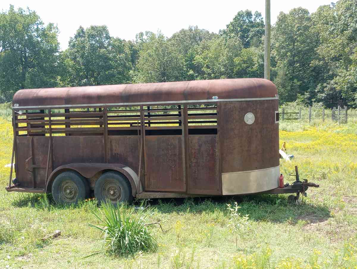 16 ft stock trailer - Strawberry, Arkansas - FleaMarketBay