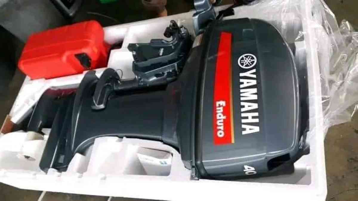 Boats engines and parts available - Miami Beach, Florida - FleaMarketBay