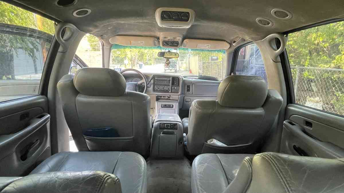 2001 Chevrolet Tahoe - Dallas, Texas - FleaMarketBay